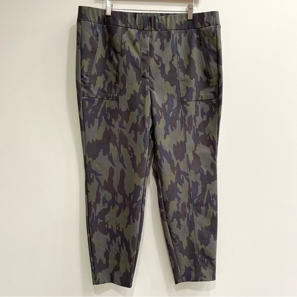 Lane Bryant Pants - Lane Bryant green Camo nylon stretch pants zippered pockets outdoor hiking 18